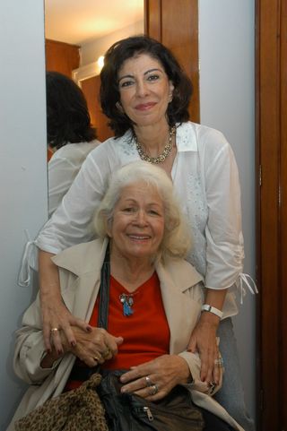Marília Pêra e a mãe, Dinorah