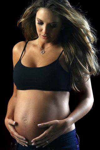 Ticiane Pinheiro grávida de oito meses