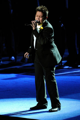 Shaheen Jafargholi canta durante homenagem a Michael Jackson no Staples Center