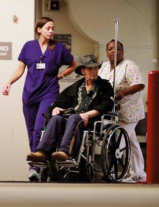 Patrick Swayze deixa hospital