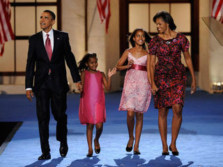 Barack e Michelle Obama com as filhas Sasha e Malia