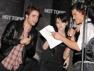 Robert Pattinson, Kristen Stewart e Taylor Laudner em LA
