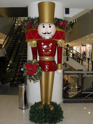 Shopping West Plaza traz decoração oficial de Natal inspirada no ballet 'Quebra-Nozes', de Peter Ilich Tchaikowsky, e na fábula 'O Quebra-Nozes e o Rei dos Ratos', de E.T.A. Hoffman