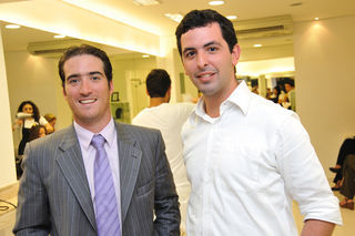 O gerente executivo da rede Jacques Janine, Olivier Chemin, e o empresário Ricardo Cavalinho