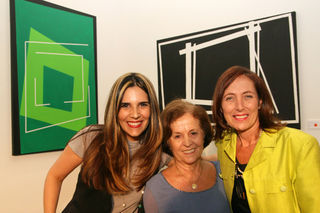 Claudia Romano, Rosa Célia e Victoria Beloso