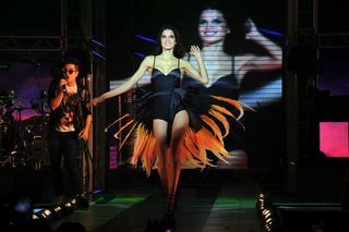 Raica Oliveira na passarela do Monange Dream Fashion Tour, em Salvador, na Bahia