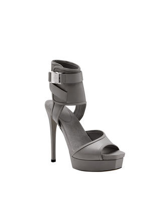 Sandália plataforma de couro com tecido prata Gucci gucci.com