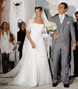 Pompa e tradição marcam boda do príncipe grego Nikolaos e Tatiana