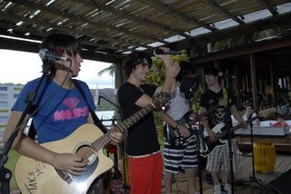 Banda Hori se apresenta na Ilha de Caras
