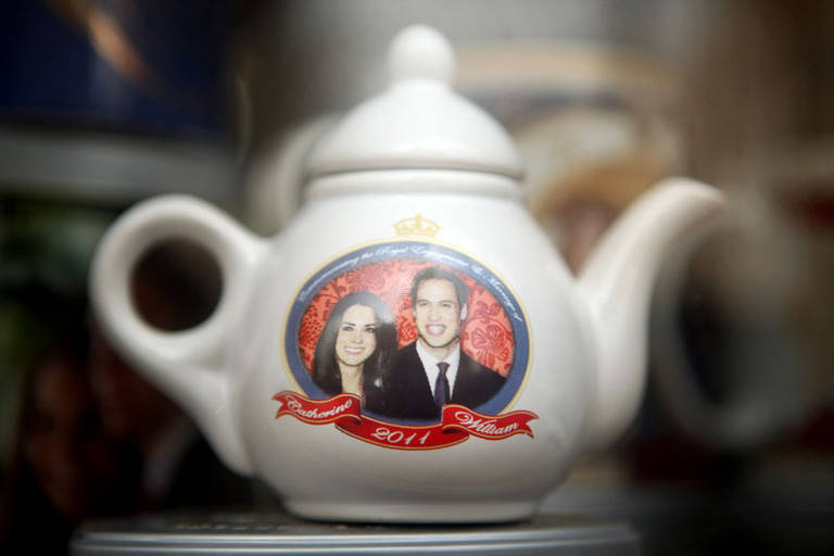 Chaleira comemoram o casamento de Príncipe William e Kate Middleton