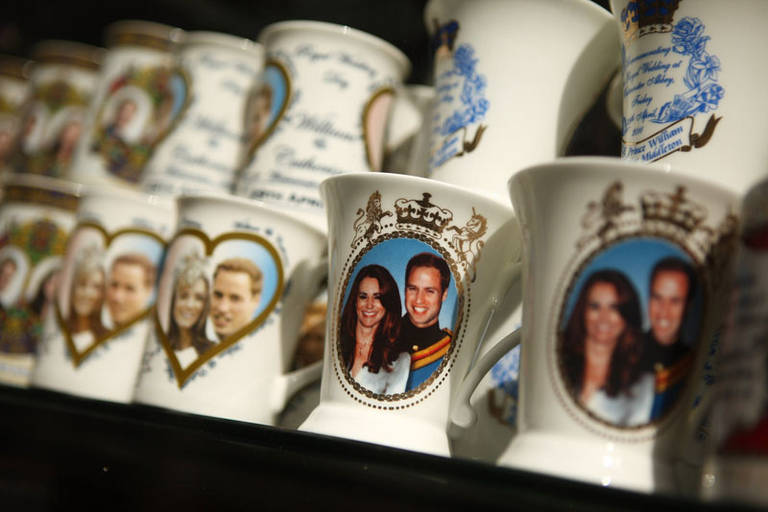 Xícaras comemoram o casamento de Príncipe William e Kate Middleton