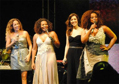 Daniela Mercury e cantoras