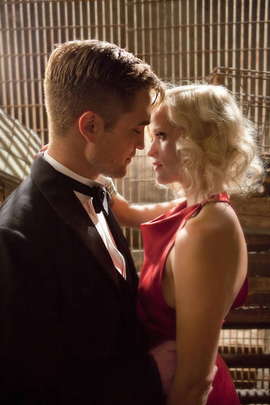 Jacob (Robert Pattinson) e Marlena (Reese Witherspoon)