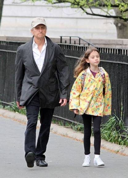 Michael Douglas e filha Cary em Nova York