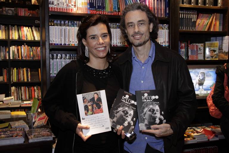 Lucinha Araújo: lançamento do livro 'O Tempo Não Para - Viva Cazuza'