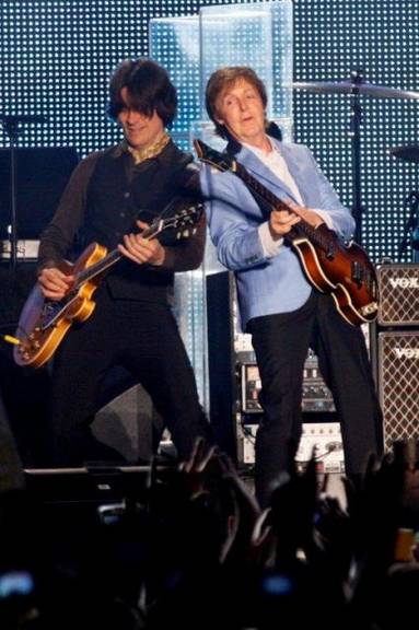 Show de Paul McCartney com a turnê 'Up and coming tour' no Rio de Janeiro