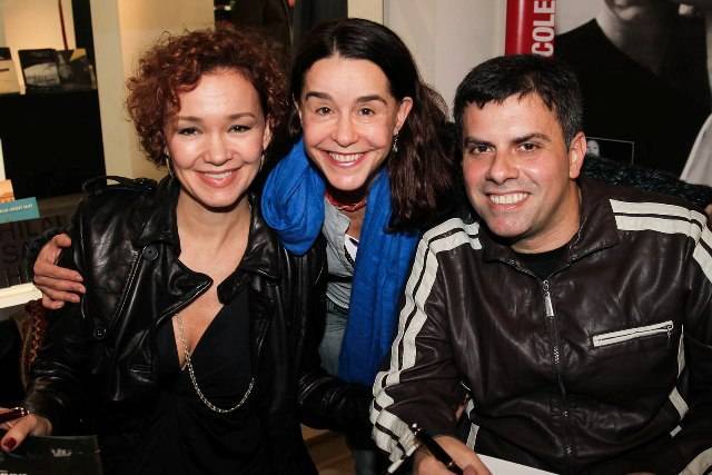 Júlia Lemmertz com o autor Cleodon Coelho e a atriz Lucélia Santos