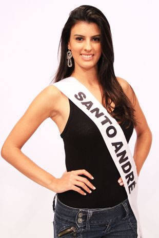 Caroline Santiago, 19, modelo e estudante de nutrição (Santo André)