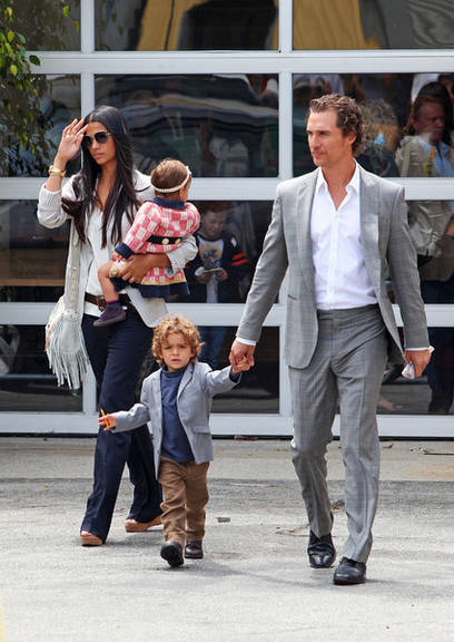 Matthew McConaughey, Camila Alves e os filhos, Levi e Vida