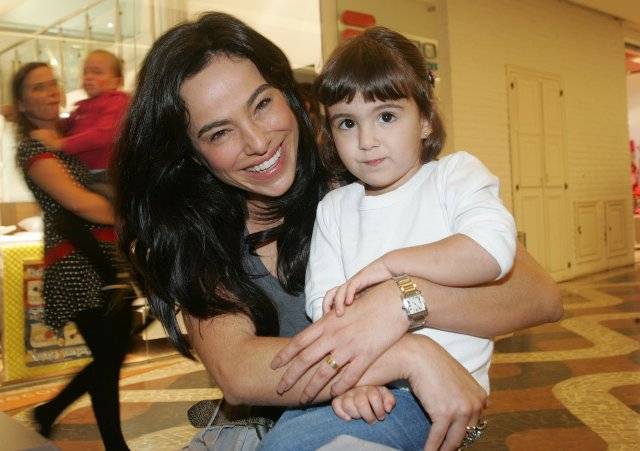 Cassia Linhares e a filha Eduarda