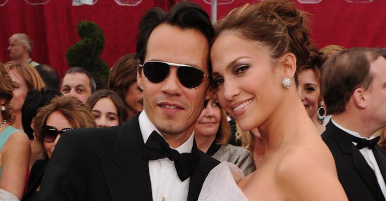 Em 15 de julho de 2011, Jennifer Lopez e Marc Anthony anunciam a separação.