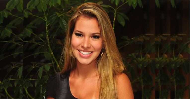 Adriana Santana (19): Miss Campos de Goytacazes 2011, no Rio de Janeiro. No mesmo ano, participou do ‘Big Brother Brasil 11’, assumindo o romance e tornou-se noiva de seu colega de confinamento, Rodrigão
