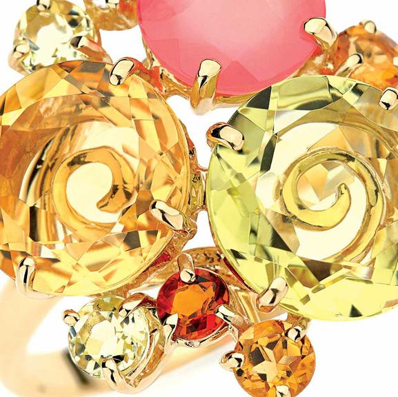 Pedras Coloridas: Anéis de ouro amarelo com citrino, quartzo limão e rodocrosita THE GRACES 11 5189-6620 [thegraces.com.br] 