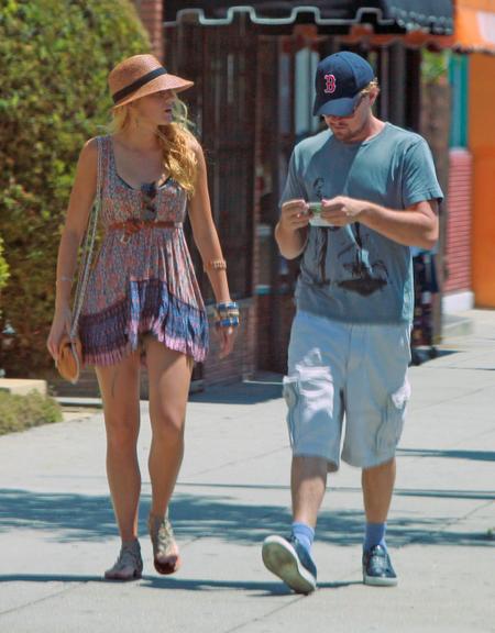 Blake Lively e Leonardo DiCaprio em Los Angeles, nos Estados Unidos