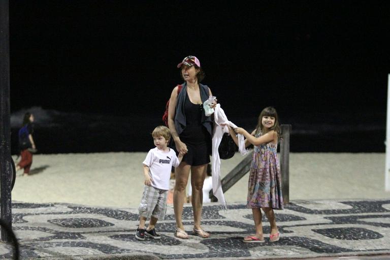 Maria Paula com os filhos, Felipe e Maria Luiza