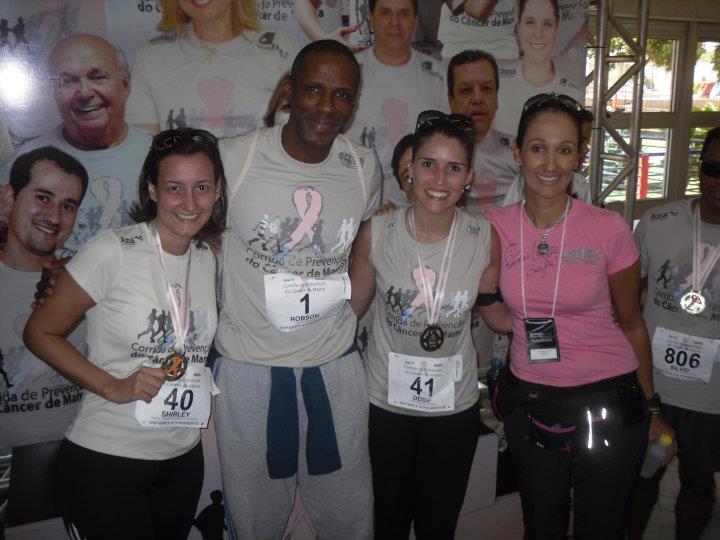 Equipe organizadora com o ex-atleta Robson Caetano