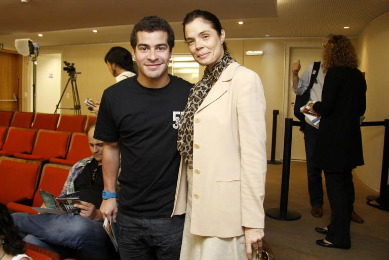 Thiago Martins e Alexia Dechamps
