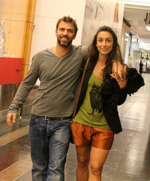 Marcelo Faria e sua esposa Camila Lucciola