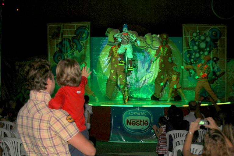 Cassio Reis leva Noah ao Circo do Topetão, no Rio de Janeiro