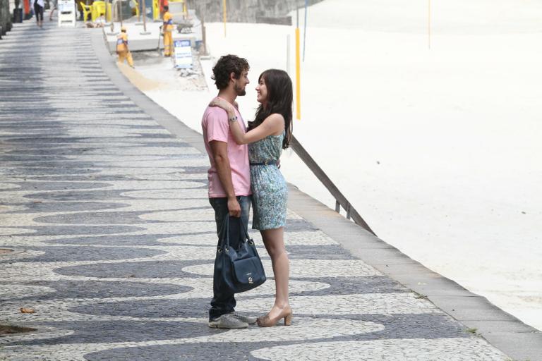 'A Vida da Gente': Marjorie Estiano e Rafael Cardoso gravam cena romântica 