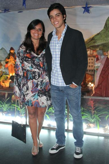 Rodrigo Simas com a mãe Ana Simas
