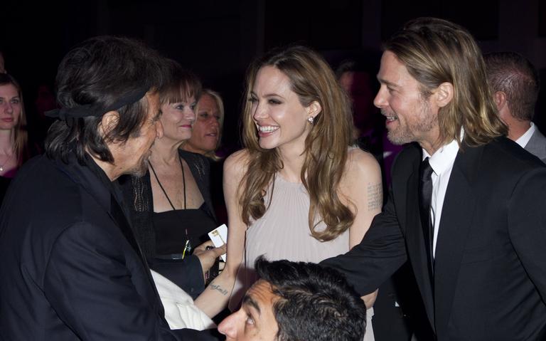 Angelina Jolie e Brad Pitt conferem premiação, em Nova York