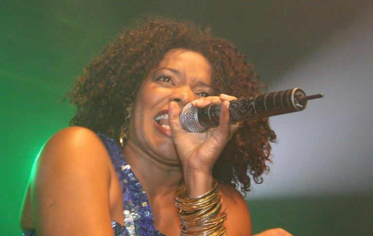 Margareth Menezes canta durante o 'Ensaios Afropop'