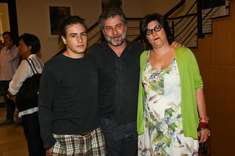 Leopoldo Pacheco com o filho e a esposa