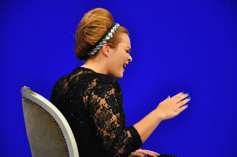 Geisy Arruda se transforma em Adele para o TV Fama