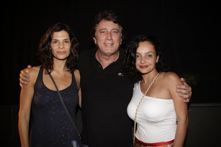 Helena Ranaldi, Eduardo Galvão e Yasmin Gazal