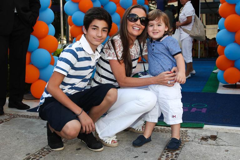 Melissa Wilman com os filhos Kauan e Pietro