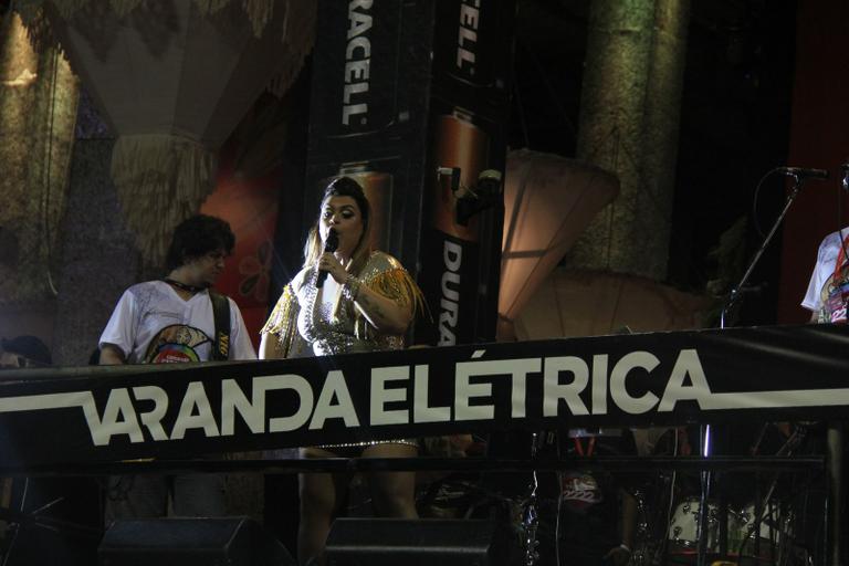 Preta Gil durante show camarote Expresso 2222 em Salvador