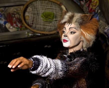 Paula Lima soltou seu vozerão em 'Cats'