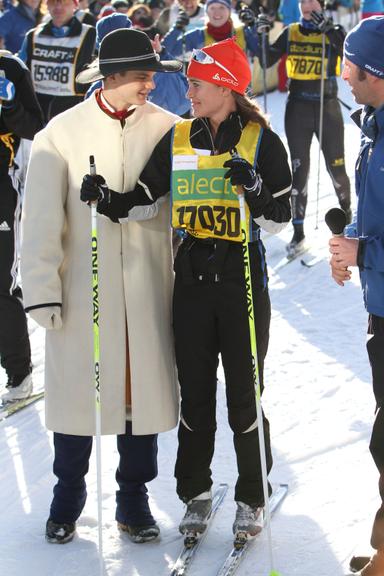 Pippa Middleton ganhou até um beijo do esquiador Erik Smedhs