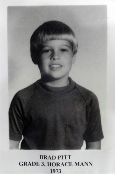 Brad Pitt com 10 anos, na terceira série 