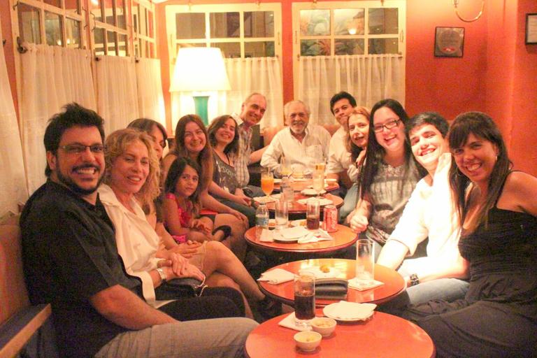 Lúcio Mauro comemora aniversário ao lado de amigos e dos familiares