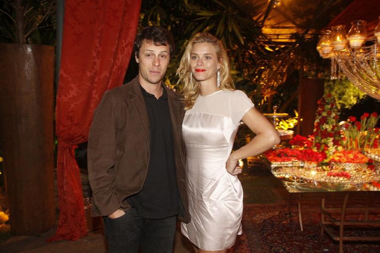 Carolina Dieckmann com o marido Tiago Worcman