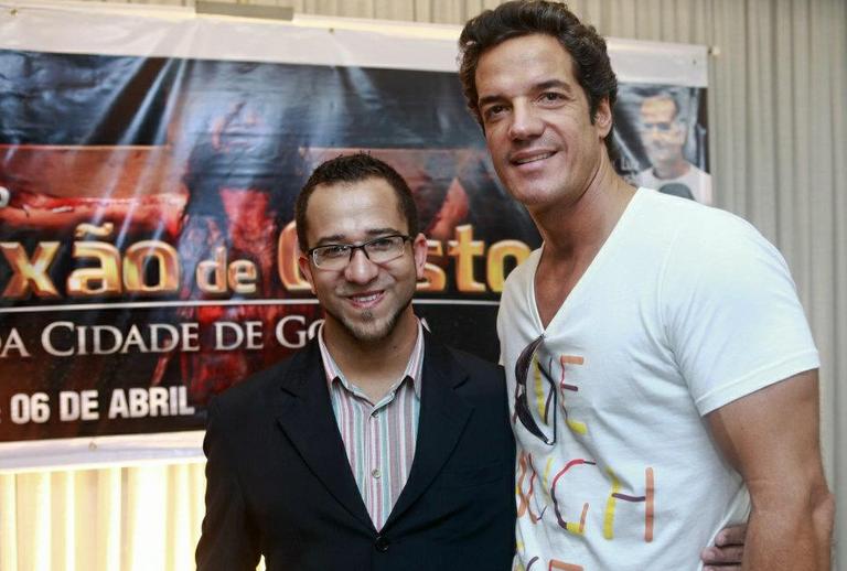 O diretor Eduardo de Souza e Carlos Machado