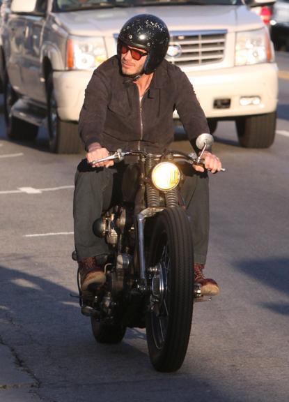 David Beckham passeia de moto por Los Angeles, Estados Unidos