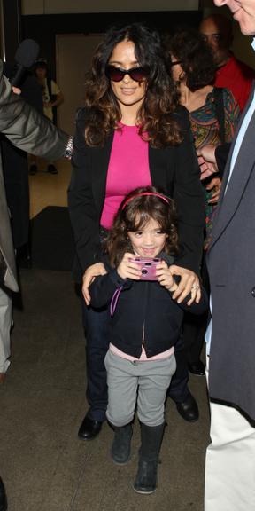 Valentina Pinault, a filha fofa de Salma Hayek